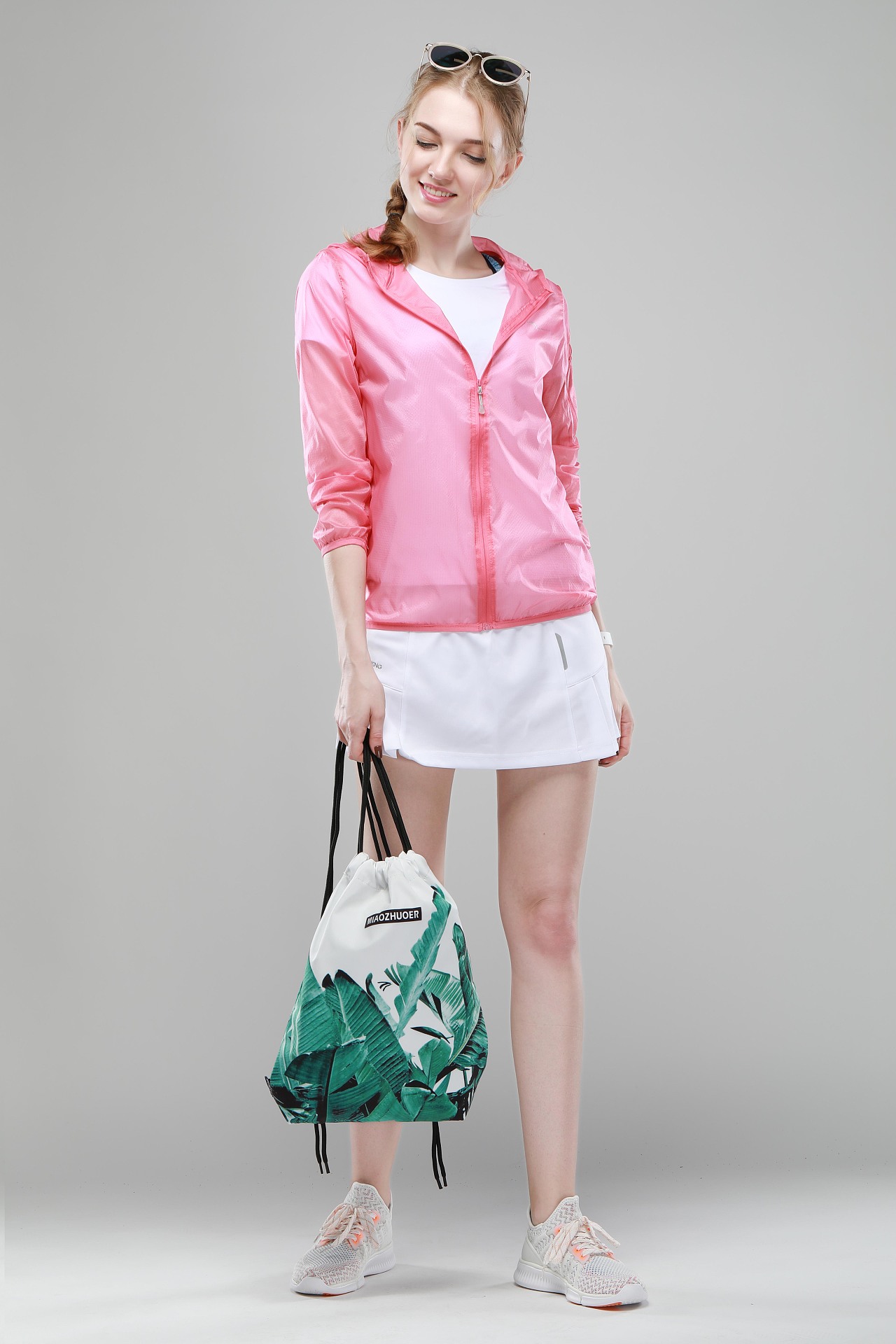 服装模特拍摄静物产品拍摄服装挂拍平铺中外模特假模